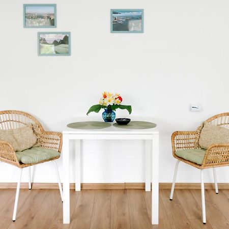 Lake Aluksne Studio Apartment Ngoại thất bức ảnh